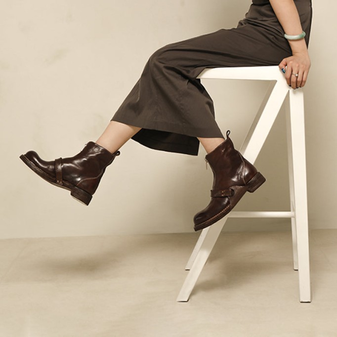 Goodyear Welt Horse Leather Martin Boots Handmade Short Boots For Women Sweet and Cool in Black