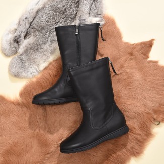 Retro Leather Mid Calf Boots for Cold Winter Classic Martin Boots Black Handmade Short Plush Lining