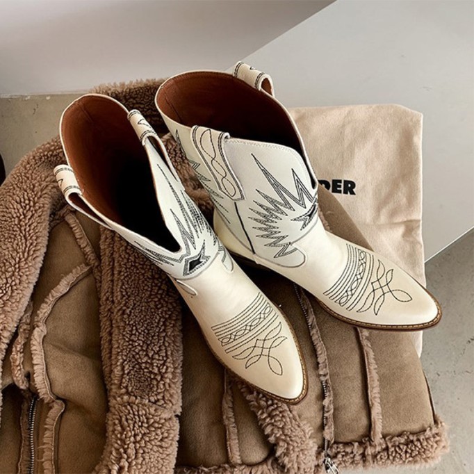 Womens Western Boots Mid Calf Embroidery Leather- Black/White Cowgirl Boots