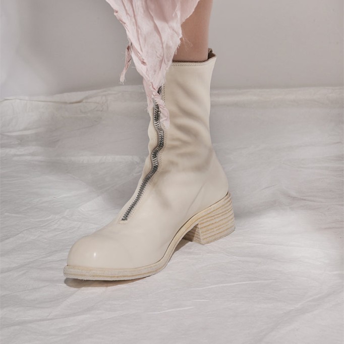 Goodyear Welt Horse Leather Ankle Boots Front Zip Calf-Length Army Boots For Women in Black/White/Red