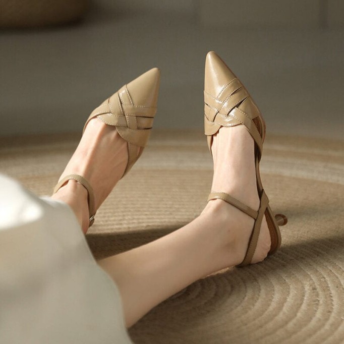 Point Toe Genuine Leather Slingback Stiletto Sandals in White/Black/Apricot