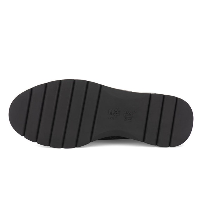 Women Retro Leather Soft Mid Calf Boots for Cold Winter Short Plush Lining Black