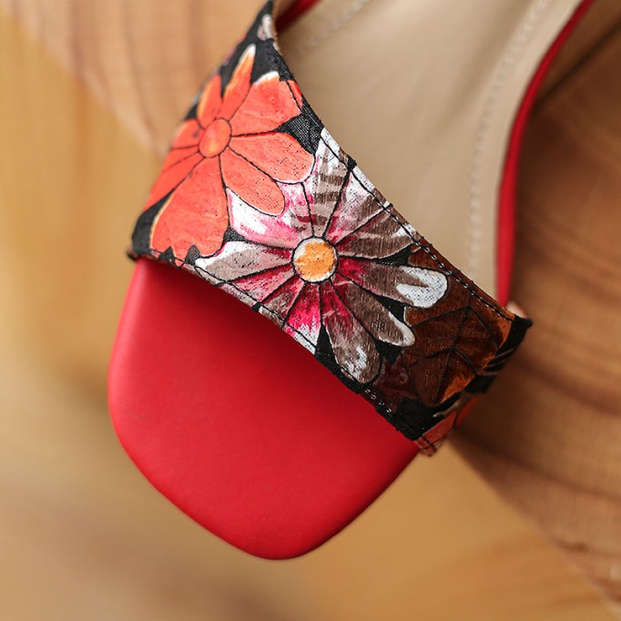 Block Heel Leather sandal in Blue/Red