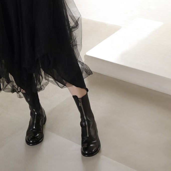 Goodyear Welt Horse Leather Ankle Boots Front Zip Calf-Length Army Boots For Women in Red/Black/White