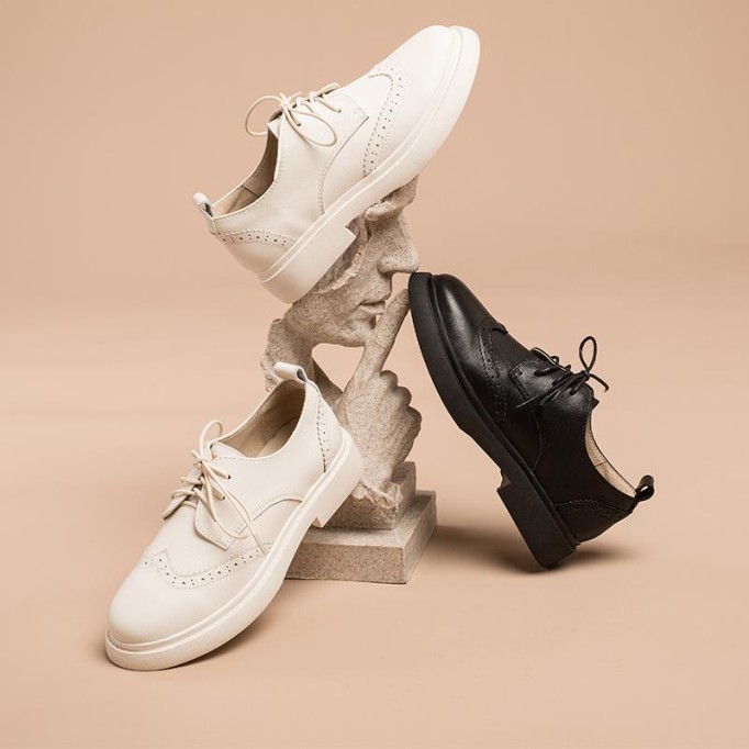 Womens Wingtip Shoes Handmade Leather W Toe Cap Brogues Oxfords & Tie Flats Elegant Black/White