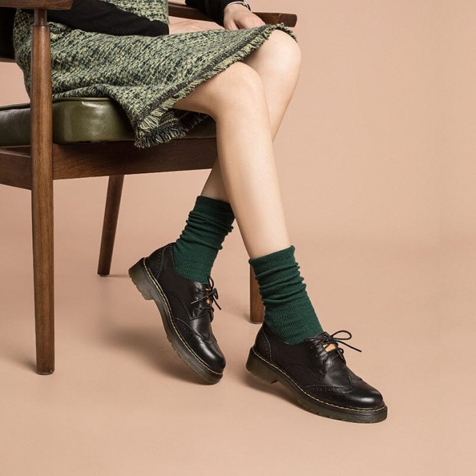 Handmade Wingtip Brogues Leather Lace Up Oxfords For Women Martin Sole in Black/White