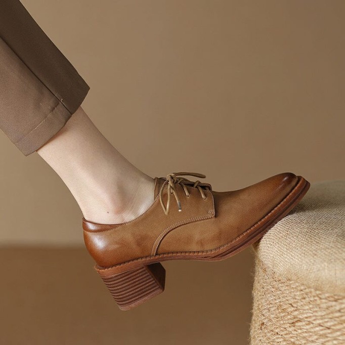 High Heel Oxfords & Tie Shoes For Women Block Heels Western R Toe Normal Fit in Khaki/Brown