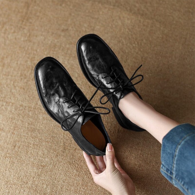 Leather Derby Shoes for Women Round Toe Soft Lace Up Oxford Shoes in Black/Brown
