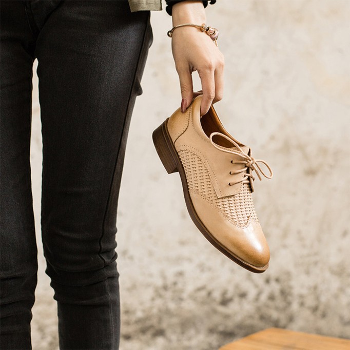 Leather Weave Wingtip Brogues Oxfords & Tie Shoes For Women Normal Fit Flat Black/Beige/Coffee