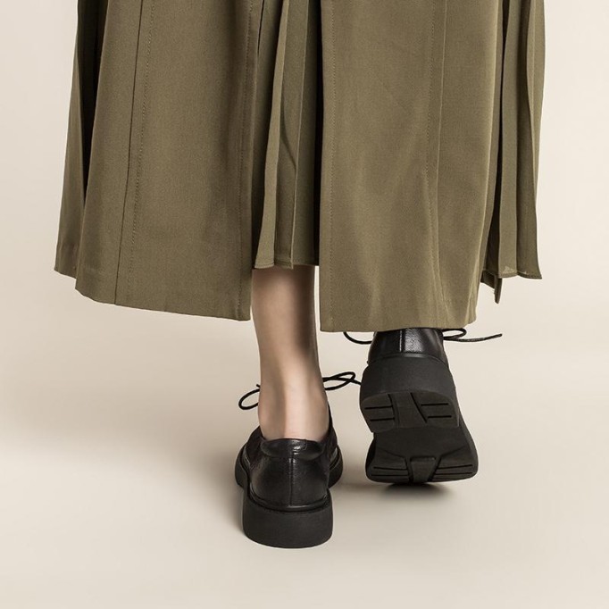 Handmade Full Grain Leather Oxfords & Tie Flats For Women Brown/Black