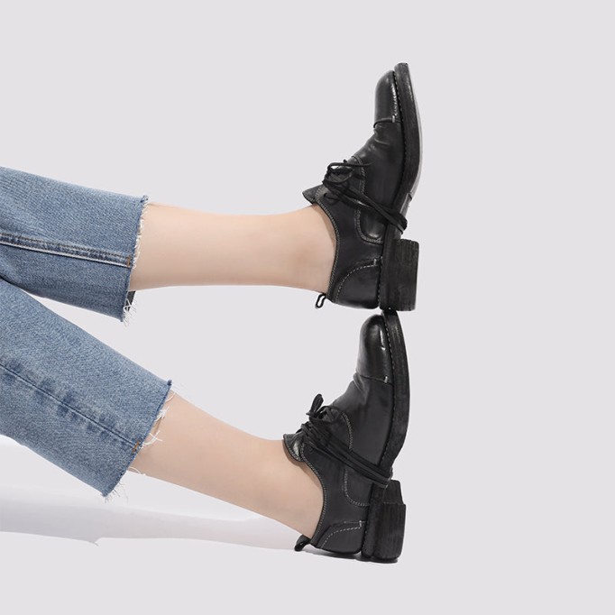 Goodyear Horse Leather Derby Shoes For Women Retro Lace Up Block Oxfords Leather Sole in Black/Brown