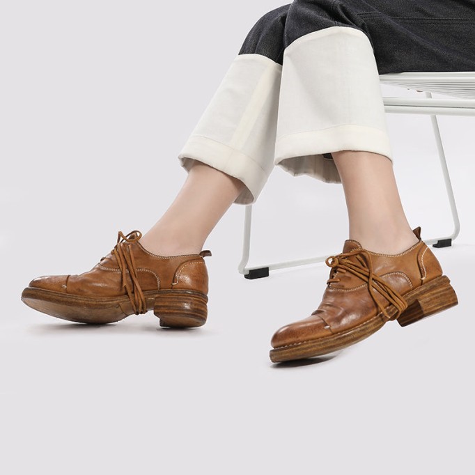 Goodyear Horse Leather Derby Shoes For Women Retro Lace Up Block Oxfords Leather Sole in Black/Brown