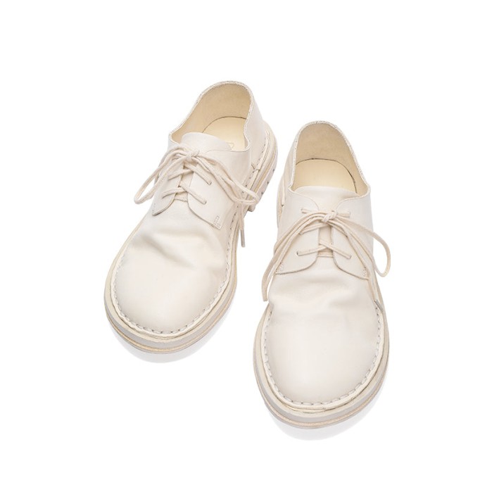 Goodyear Horse Leather Derby Shoes For Women Lace Up Oxfords Leather Sole in White/Black