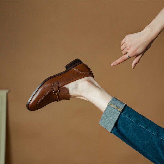 Block Heel Leather Loafers for Women with Metal Buckle in Coffee/Black