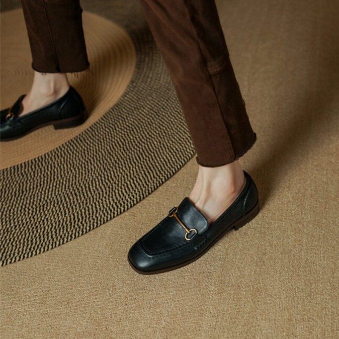 Block Heel Leather Loafers for Women with Metal Buckle in Coffee/Black