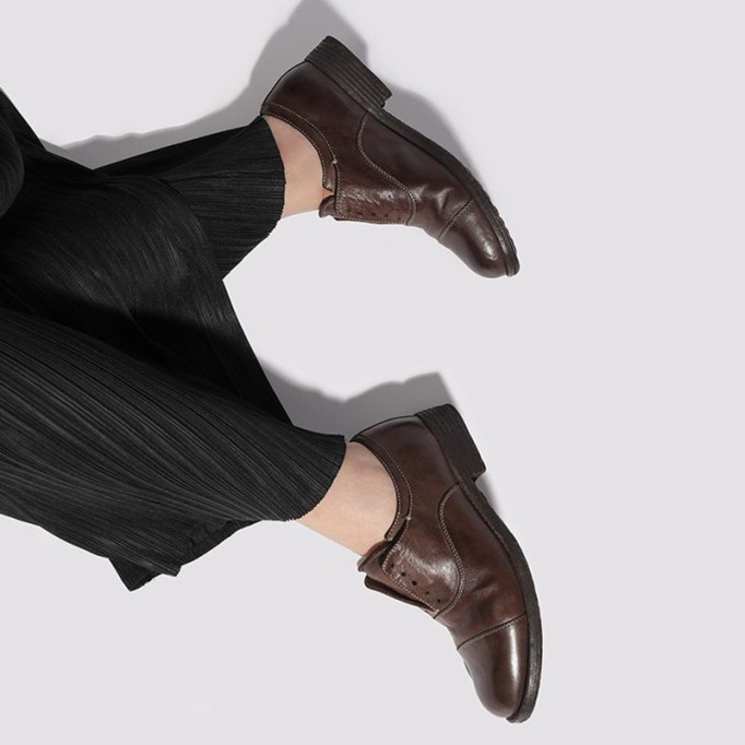 Goodyear Horse Leather Shoes For Women Classic Loafers Leather Sole in Brown/Coffee