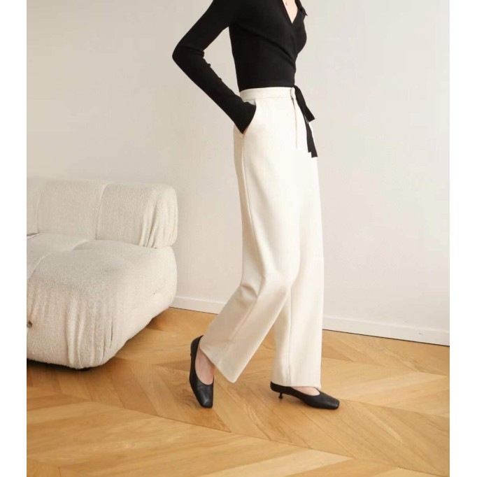 Handmade Sheepskin Kitty Heel Pumps In White/Black/Beige Fashion Style