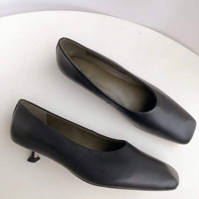 Handmade Sheepskin Kitty Heel Pumps In White/Black/Beige Fashion Style