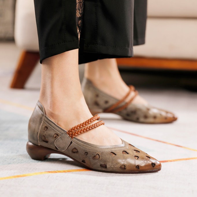 Chunky Pumps Full Grain Leather Comfy High Heel Shoes Flower Decorated Grey/Green