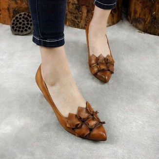 Pumps Women Leather Handmade Pointed Toe Flowers Flats Chunky Heel Soft Sole