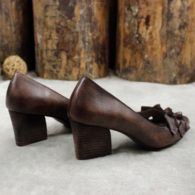 Pumps Women Leather Handmade Pointed Toe Flowers Flats Chunky Heel Soft Sole
