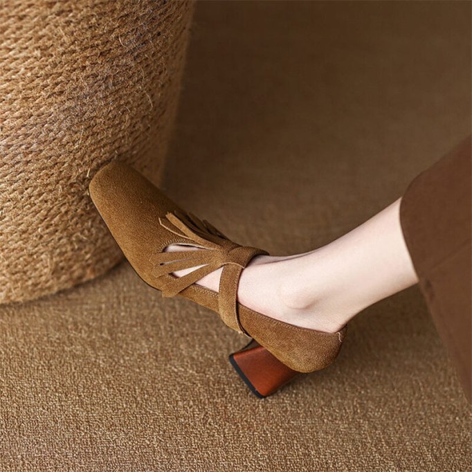 Handmade Suede Leather Pumps Mary Jane T Strap Square Toe Tassels Details in Black/Brown