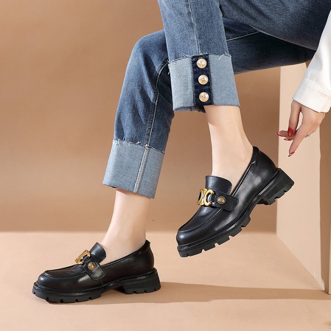 Horsebit-Detailed Handmade Leather Platform Loafers For Women In Black/Camel