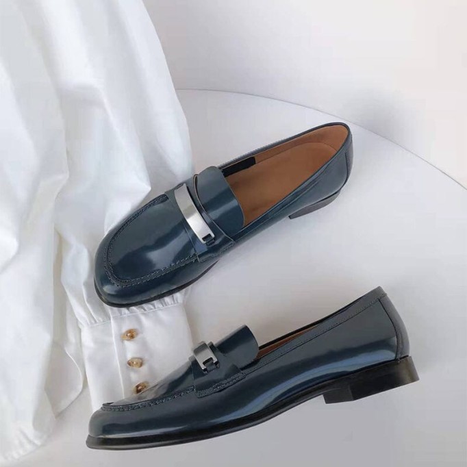 Retro Soft Leather Penny Loafers for Women Square Toe in Blue/Black/Camel