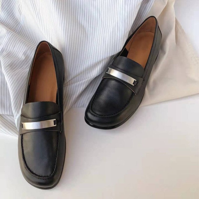 Retro Soft Leather Penny Loafers for Women Square Toe in Blue/Black/Camel