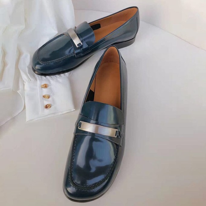 Retro Soft Leather Penny Loafers for Women Square Toe in Blue/Black/Camel