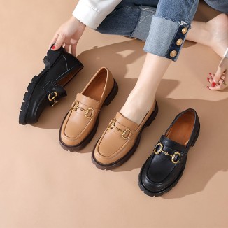 Horsebit-Detailed Handmade Leather Platform Loafers For Women In Black/Camel