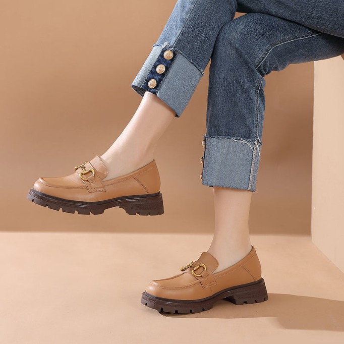 Horsebit-Detailed Handmade Leather Platform Loafers For Women In Black/Camel