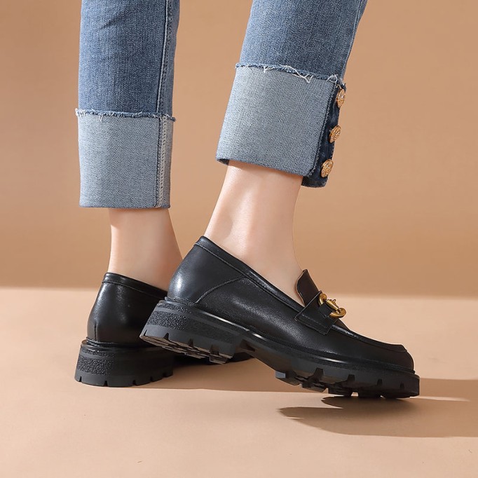 Horsebit-Detailed Handmade Leather Platform Loafers For Women In Black/Camel