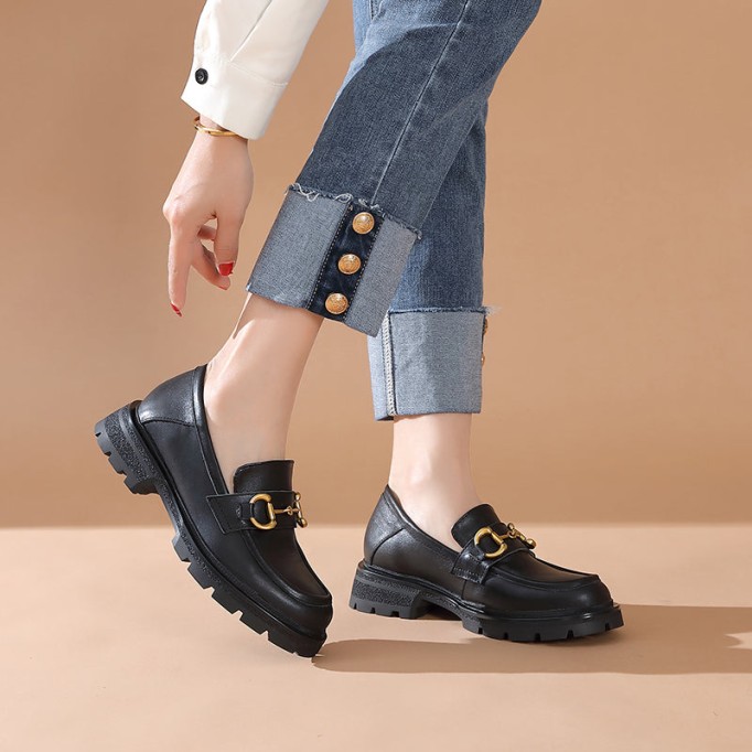 Horsebit-Detailed Handmade Leather Platform Loafers For Women In Black/Camel