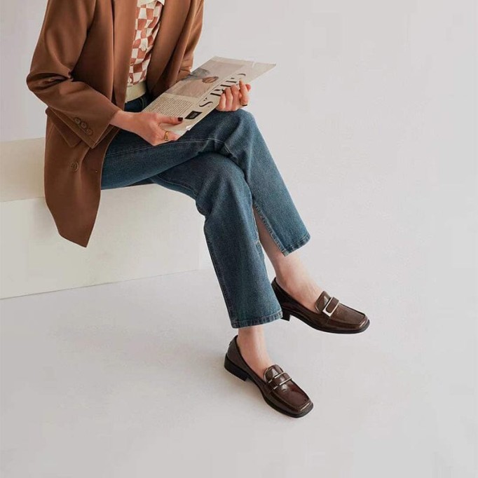 Retro Soft Leather Penny Loafers for Women Square Toe in Brown/Black