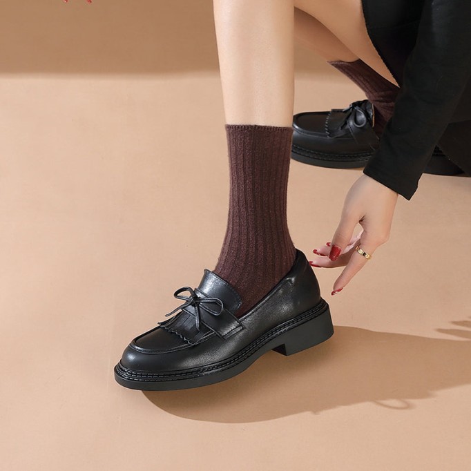 Classic Leather Tassel Loafers For Women Soft Slip-On Chunky Loafers In Black/Camel