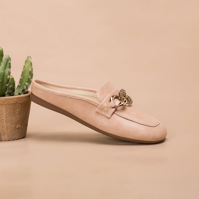 Retro Chain buckle-Detailed Leather Loafer Mules for Women Backless Loafers in Pink/Grey