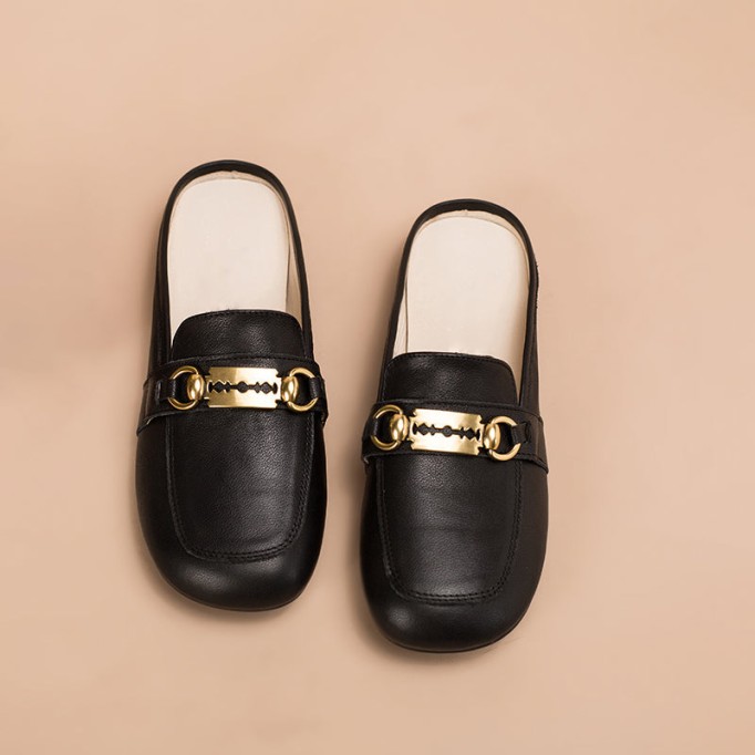 Retro Chain buckle-Detailed Leather Loafer Mules for Women Backless Loafers in Black/White