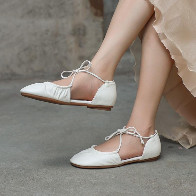 Soft Leather Strappy Sandals Slip Ons Handmade Closed Toe Beige