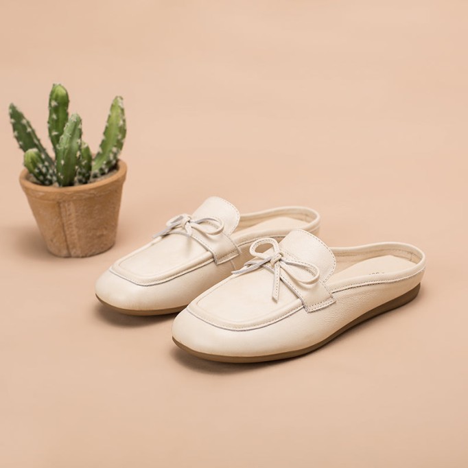 Retro Bowknot-Detailed Leather Loafer Mules for Women Backless Loafers in White/Deep Apricot/Yellow