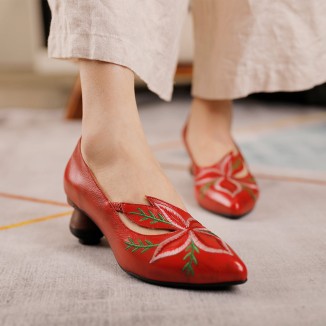 Retro Style Embroidery Pointed-Toe Pumps For Women Chunky Heel Designer Shoes Red/Camel