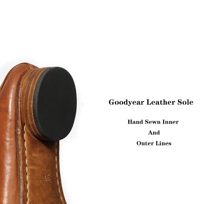 Goodyear Horse Leather Flats Split Toe For Women Leather Sole in Brown/Black