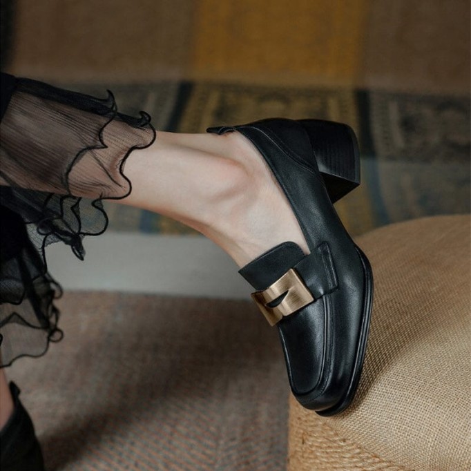 Women's Handmade Retro Square-Toe Block-Heel Loafers in Black/Coffee