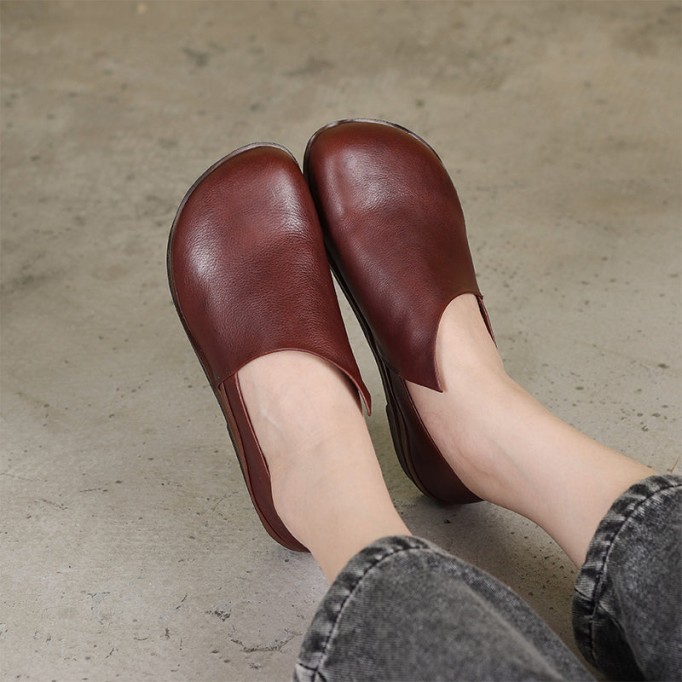 Handmade Retro Soft Leather Loafers Designers Flats For Women in Black/Coffee