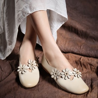 Designer Shoes Genuine Leather Sweet Flowers Slip-on For Women Handmade Flats Brown/Off white