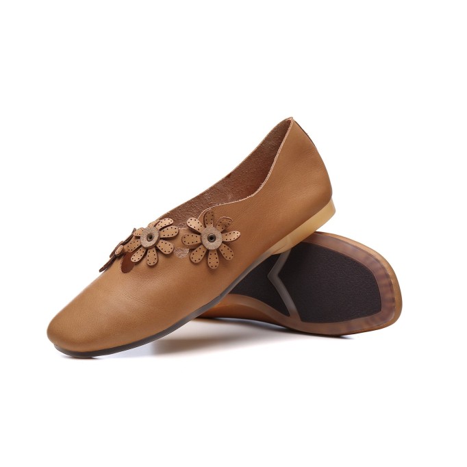 Designer Shoes Genuine Leather Sweet Flowers Slip-on For Women Handmade Flats Brown/Off white