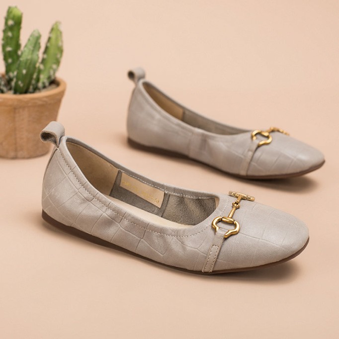 Retro Horsebit-Detailed Leather Loafers for Women Pink/Yellow/Grey/Pumpkin