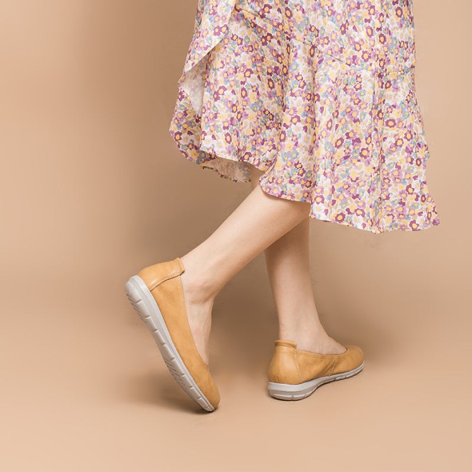 Soft Leather Glove Shoes Slip on Loafers for Women Handmade Beige/Deep Apricot/Yellow