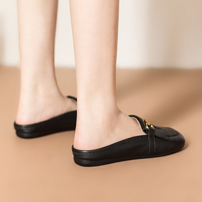 Retro Horsebit-Detailed Leather Loafer Mules for Women Backless Loafers in Black/White