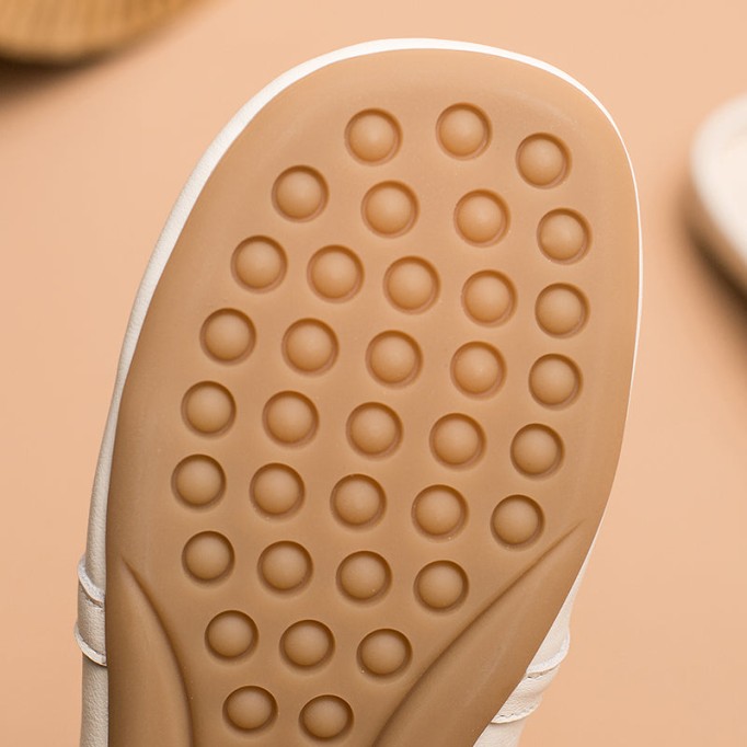 Retro Horsebit-Detailed Leather Loafer Mules for Women Backless Loafers in Black/White